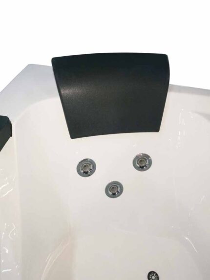EAGO AM198ETL-R 5 ft Clear Rounded Right Corner Acrylic Whirlpool Bathtub - Image 6