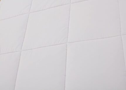 White Twin Microfiber Thread Count Down Alternative Duvet Insert - Image 10