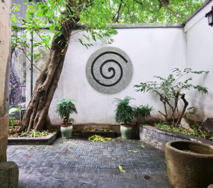 28" X 28" X 2" Gray Round Modern Spiral Wall Art - Image 7
