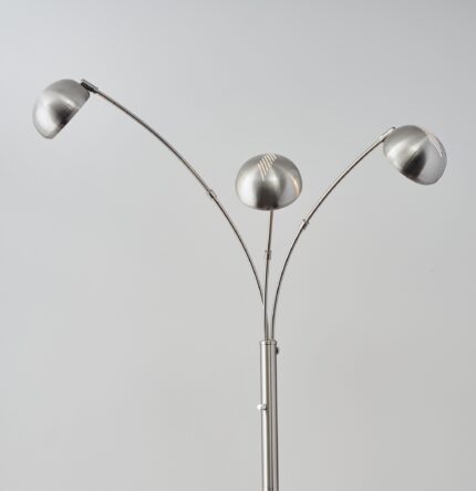 84" Steel Three Light Tree Floor Lamp With Silver Metal Bell Shades - Image 4