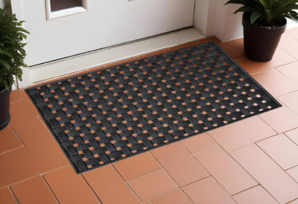 18" X 30" Black Rubber Weave Outdoor Door Mat - Image 1